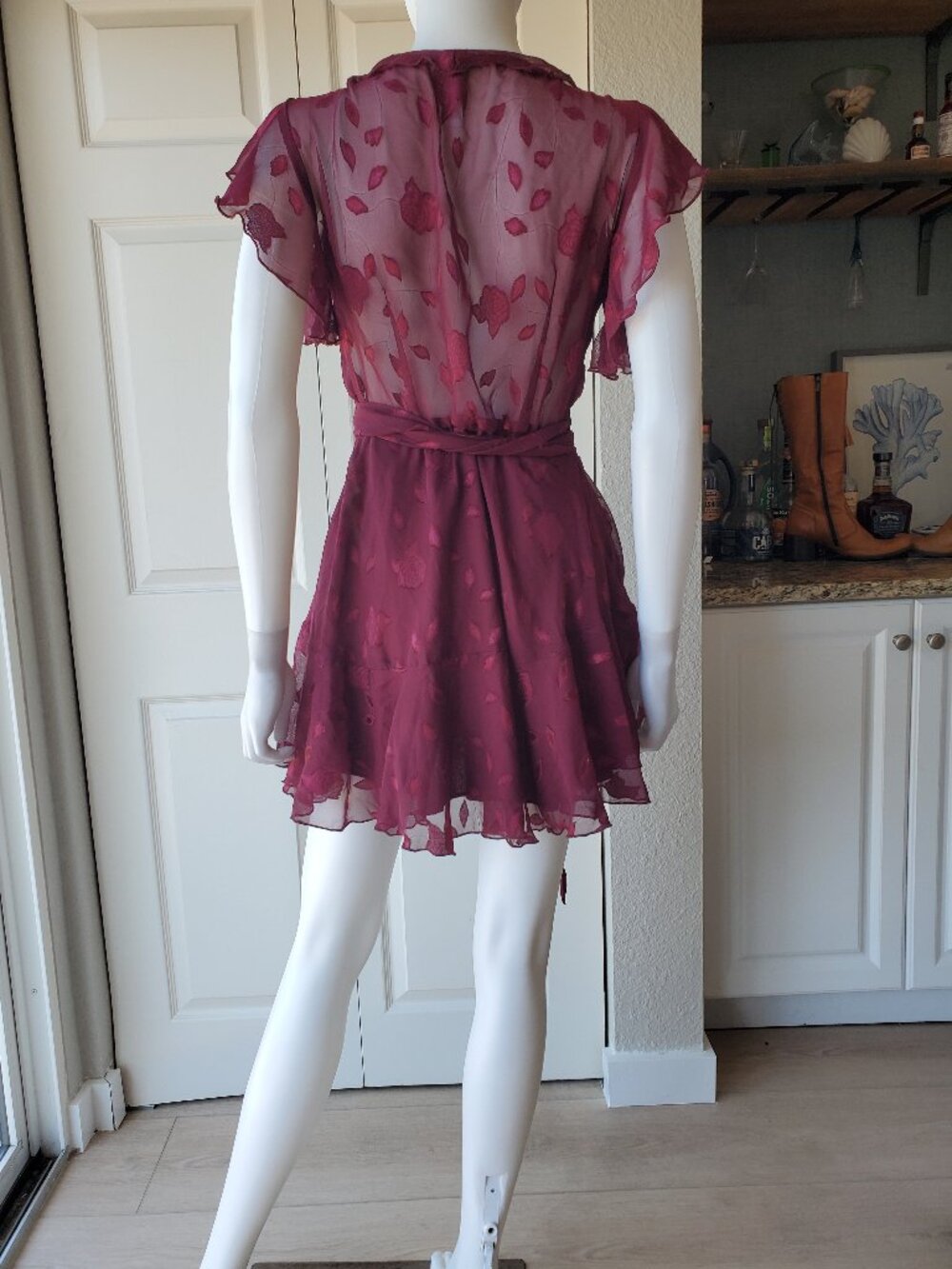 Lucy In The Sky Merlot Wrap Mini Floral Ruffle Dress Size Medium - Picture 3 of 11